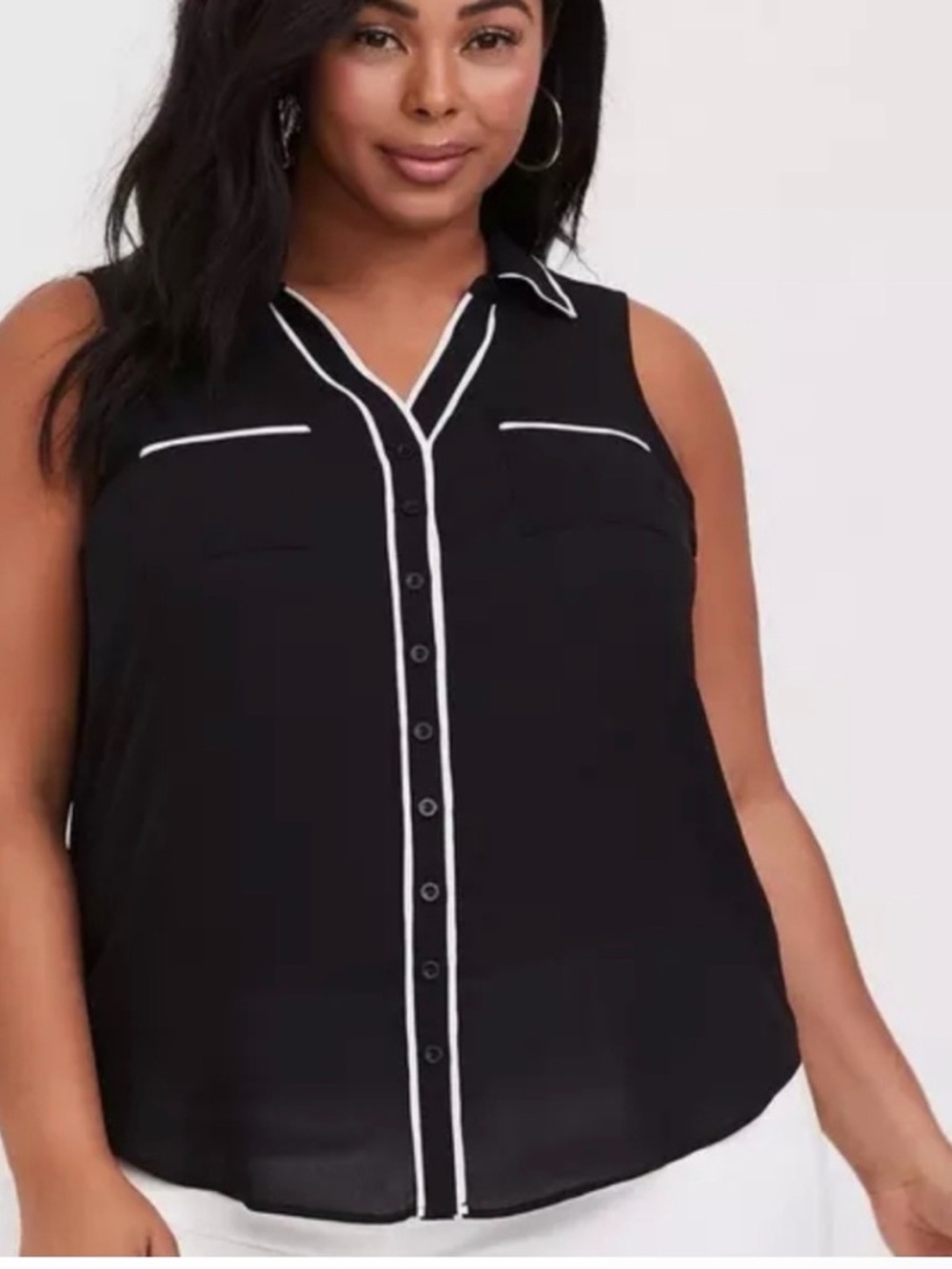 Torrid Black Blouse Size 3X White Trim Button Front Sleeveless Top